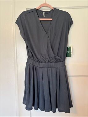 NWT Gray V Neck Short Sleeve Pocket Waffle Casual Romper- Brand: Halara